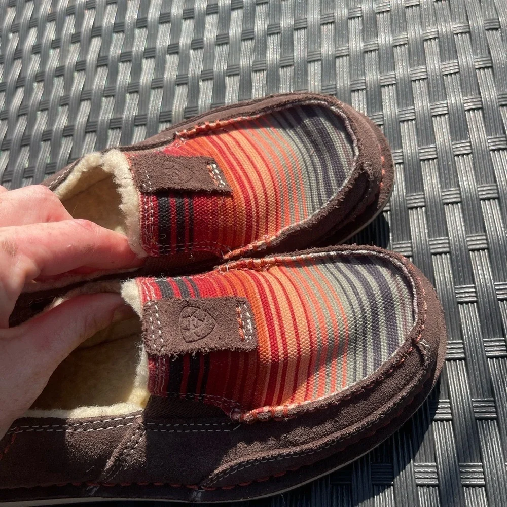 Ariet children’s slip ons